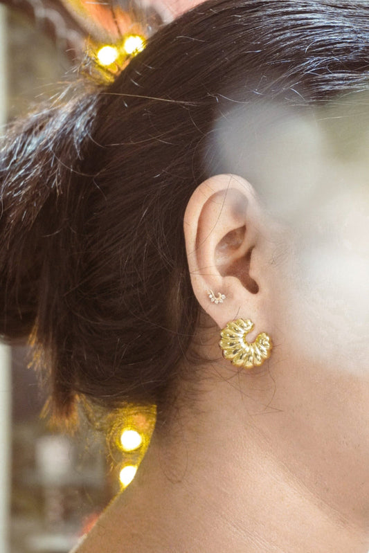 Cocoon Studs