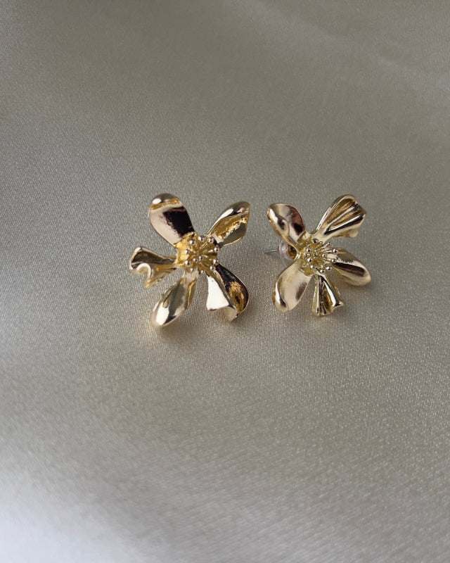 Flora Statement Earring
