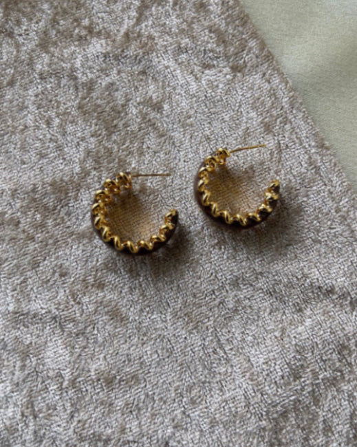 Cocoa Brown Hoops