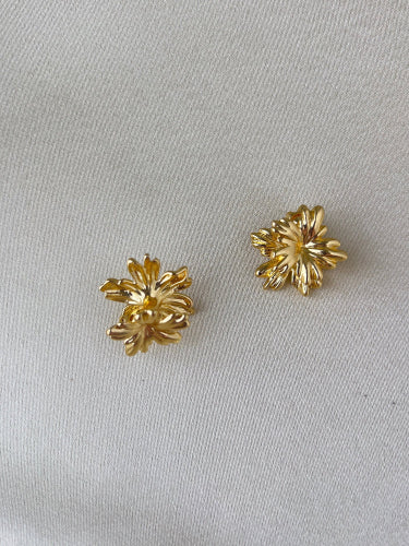 Flora Flip Earring