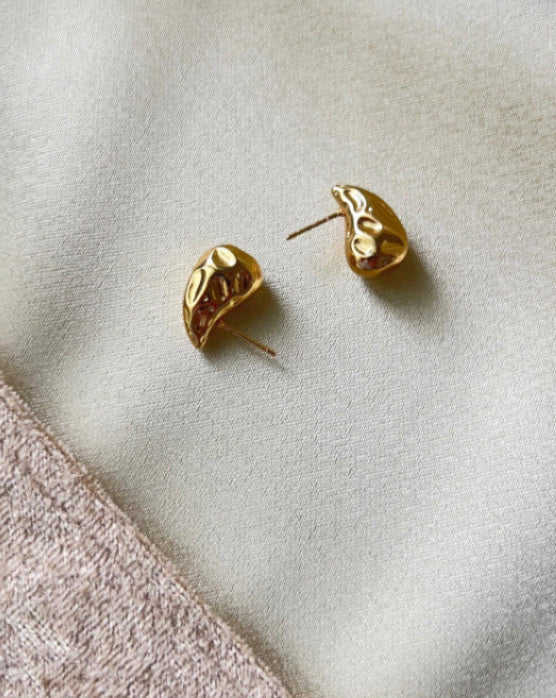 Mini Molten Teardrop Earring