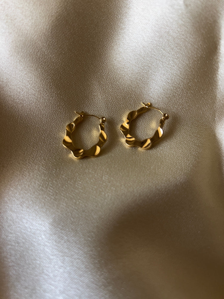 Wavure Hoops