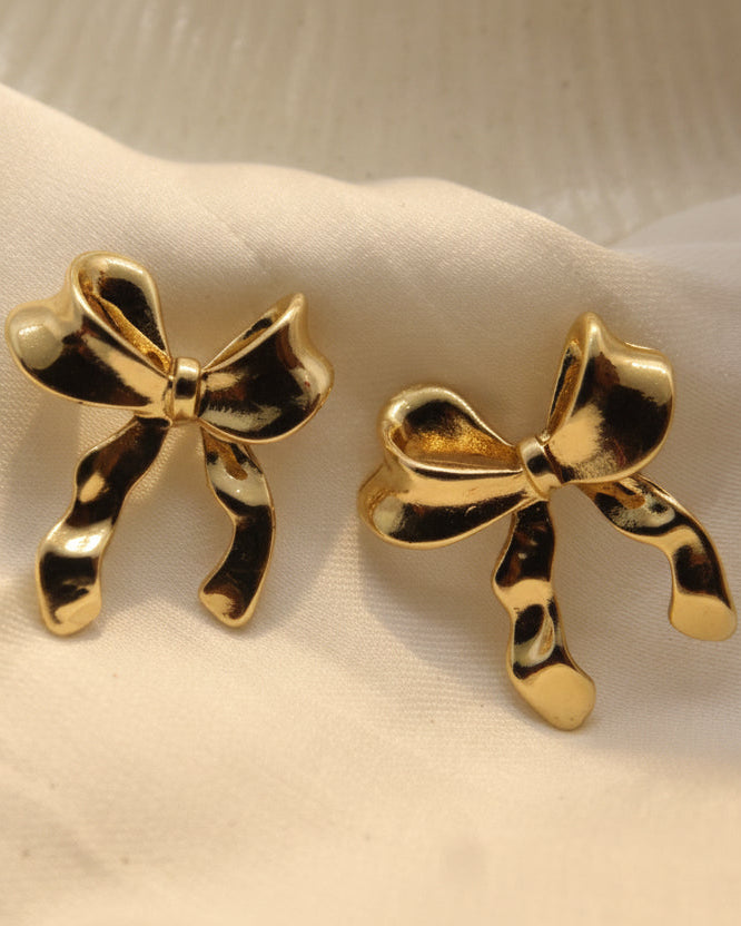 Bow Stud Earring