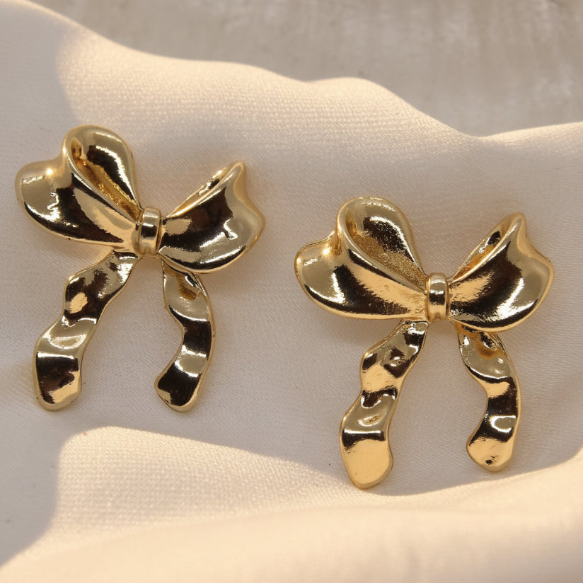Bow Stud Earring