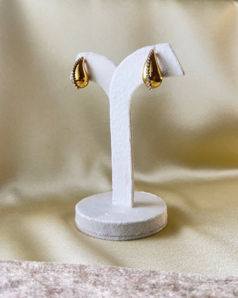 Zirca Trace Teardrop  Earring
