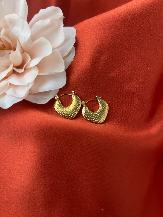 Strawbella Hoops